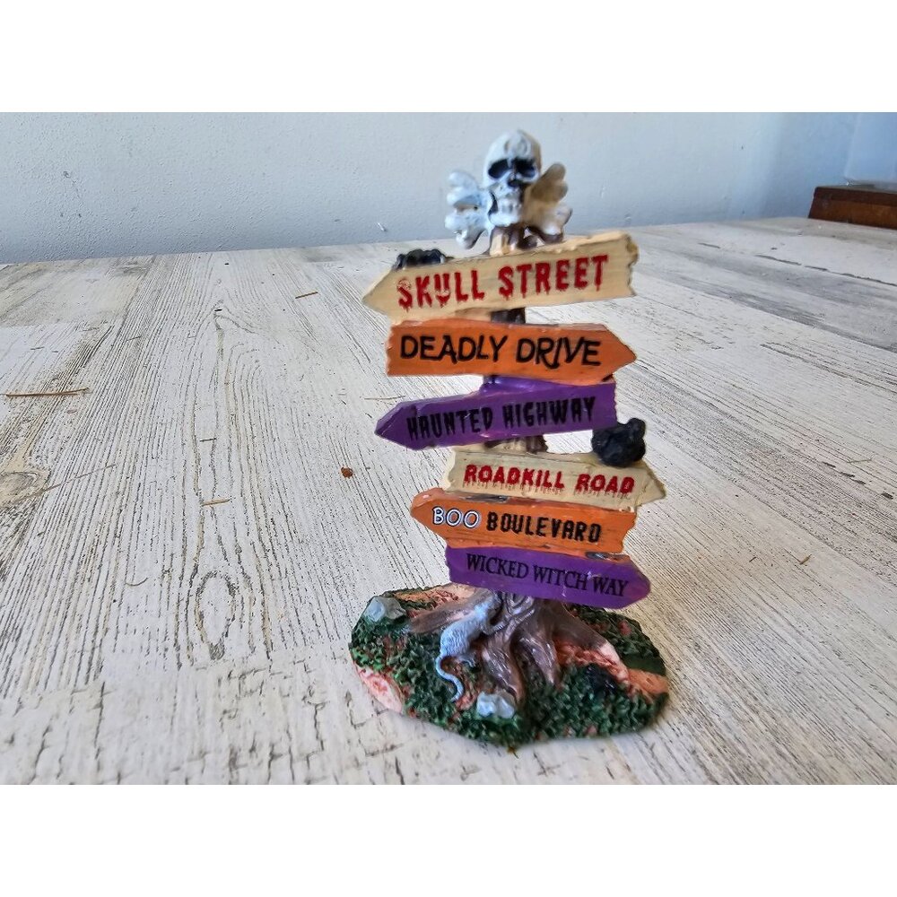 Lemax Halloween sign skull‎ Crow rat decor